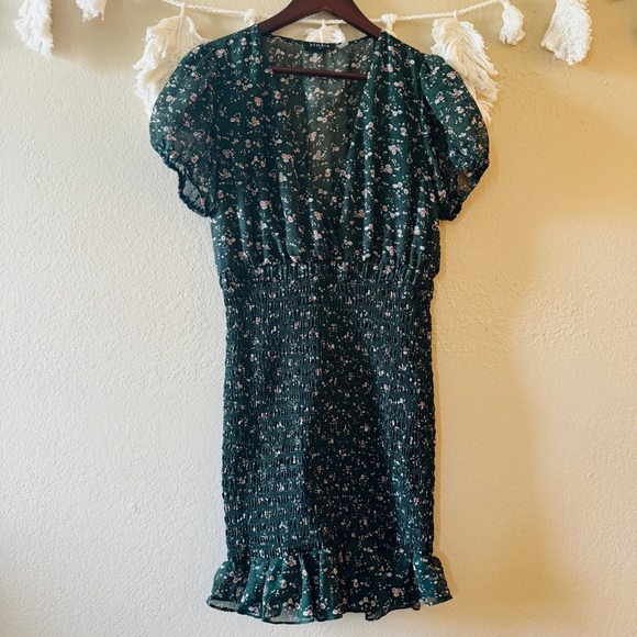 Storia | Floral Bodycon Dress - Picture 2 of 7